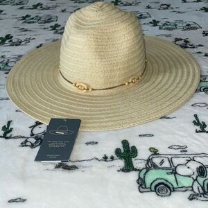 Universal thread women’s tan straw hat beach pool hat size small/medium NWT